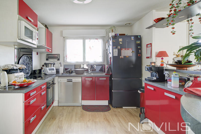 Maison - 92 m² - 4 pièces