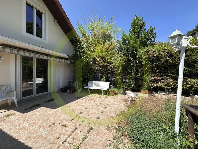 Maison - 135 m² - 6 pièces