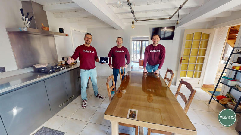 Maison ancienne - 333 m² - 15 pièces