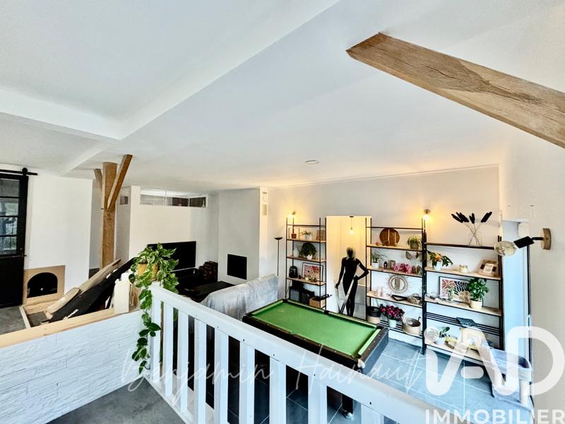 Maison - 250 m² - 8 pièces