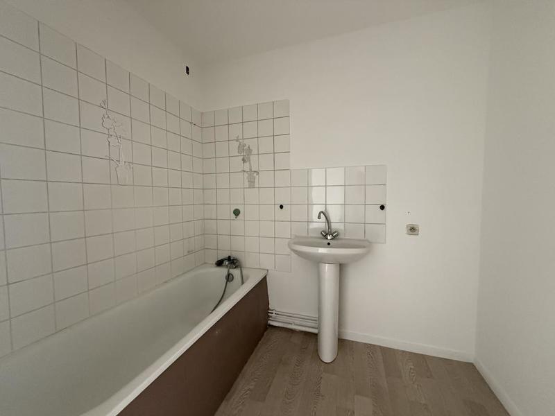 Appartement ancien - 66 m² - 3 pièces