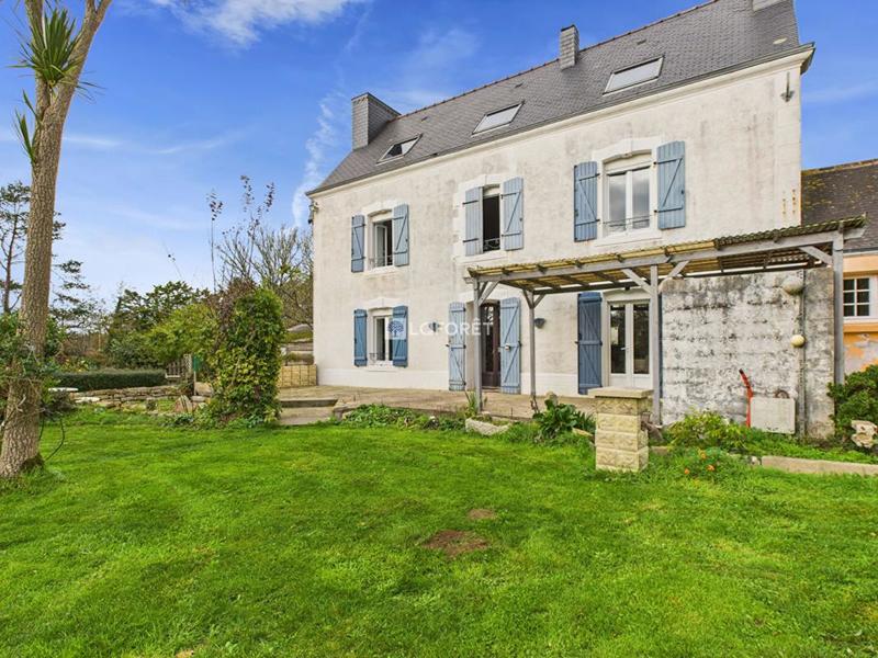 Propriété - 95 m² - 4 pièces