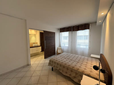 Appartement - 85 m² - 3 pièces