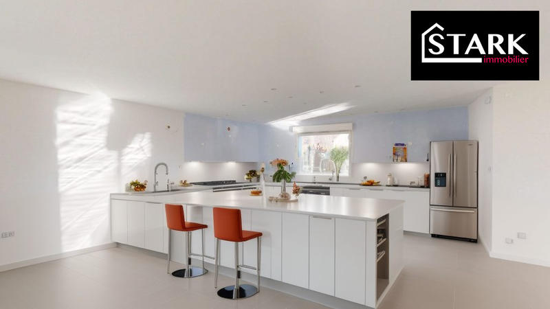 Maison - 150 m² - 5 pièces