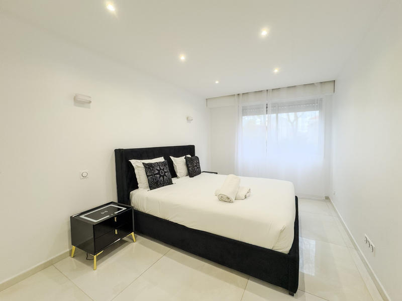 Appartement - 104 m² - 5 pièces