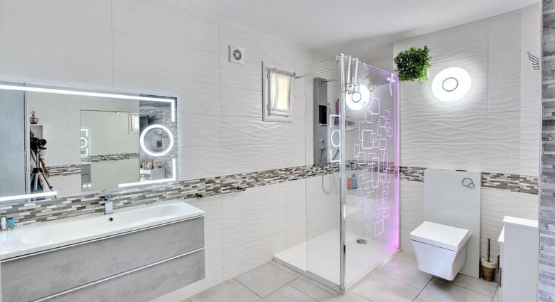 Villa - 185 m² - 7 pièces