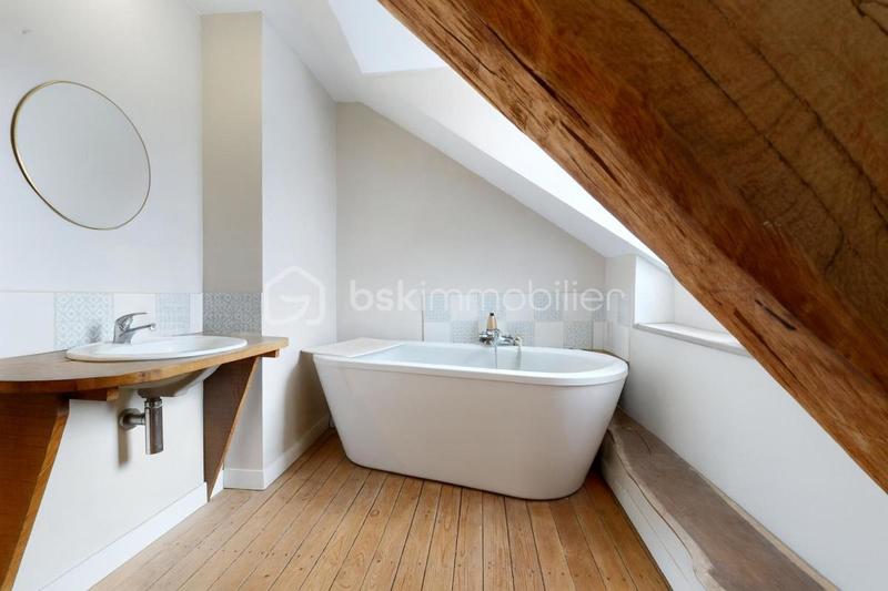 Maison - 97 m² - 5 pièces