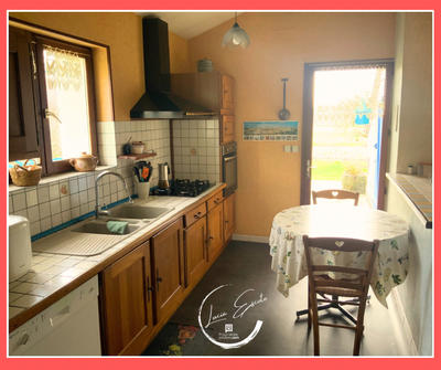 Maison - 170 m² - 6 pièces