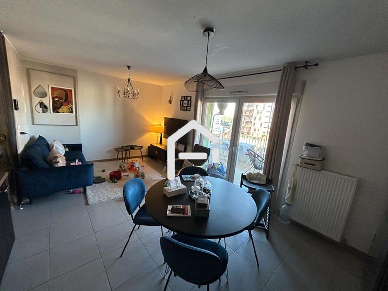 Appartement - 64 m² - 3 pièces