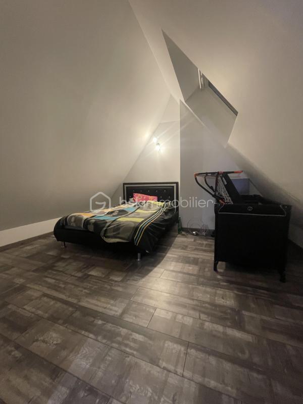 Maison - 133 m² - 5 pièces