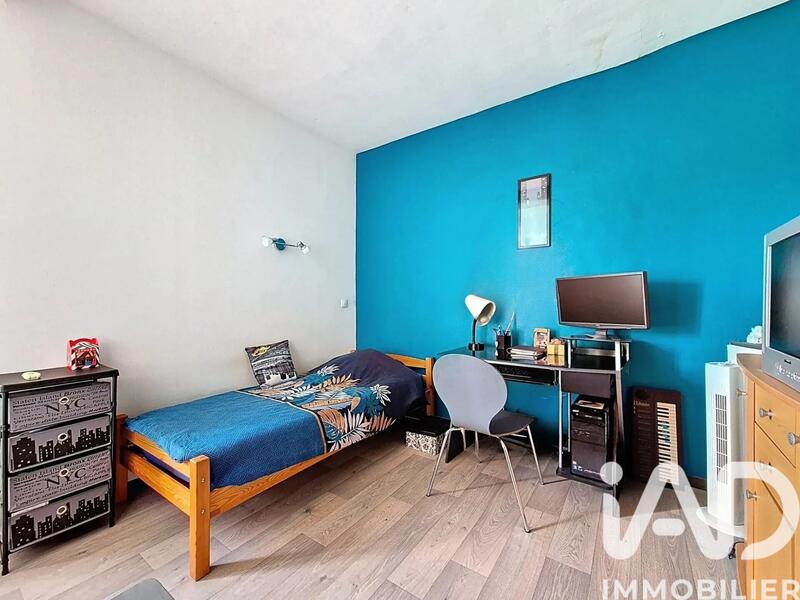 Maison - 185 m² - 7 pièces