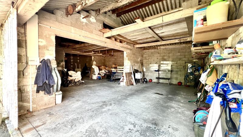 Maison - 210 m² - 8 pièces