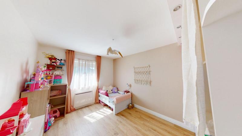 Maison - 101 m² - 5 pièces