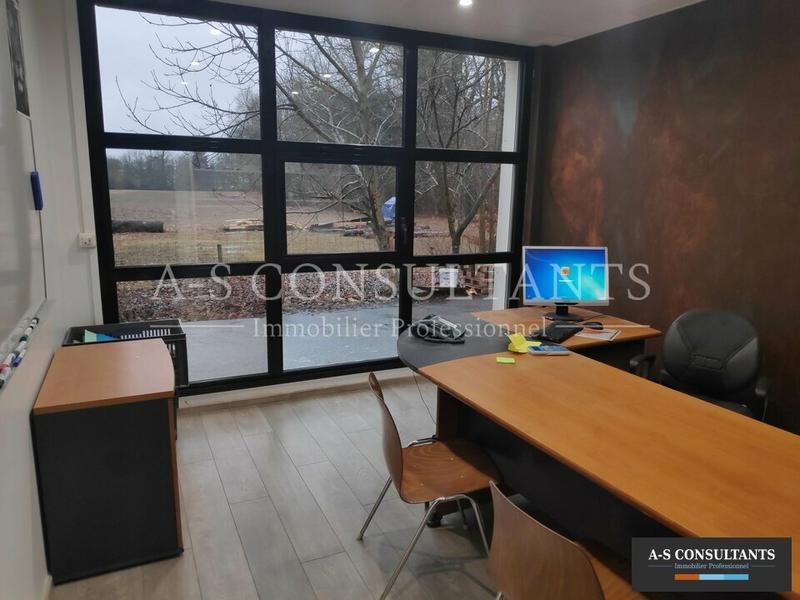 Local d'activité / Entrepôt - 575 m²