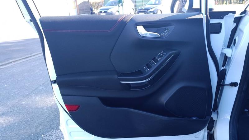 Ford Puma 1.0 EcoBoost 155 St-Line