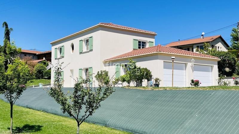 Villa - 140 m² - 5 pièces