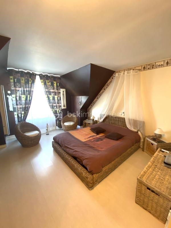 Villa - 130 m² - 5 pièces