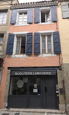 Immeuble - 140 m² - 7 pièces