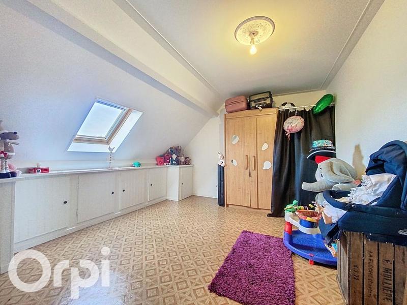 Maison - 168 m² - 8 pièces