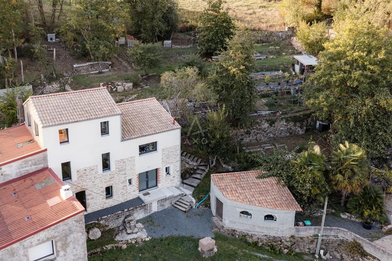 Maison - 139 m² - 6 pièces