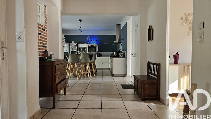 Maison - 199 m² - 6 pièces