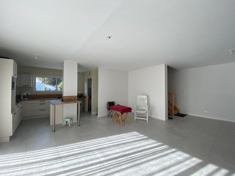 Maison contemporaine - 112 m² - 4 pièces