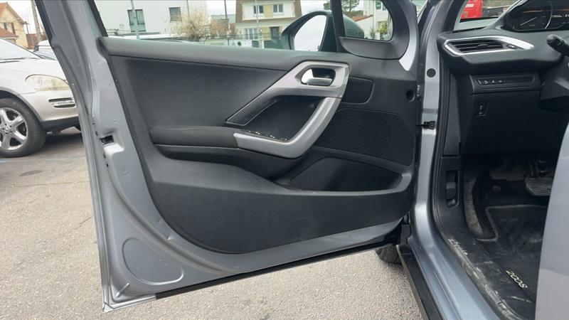 Peugeot 2008 1.2 PureTech 110 Eat6 Allure