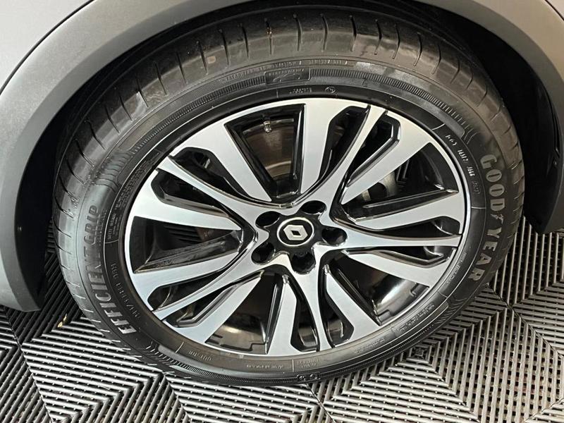 Renault Captur E-Tech full hybrid 145 Iconic