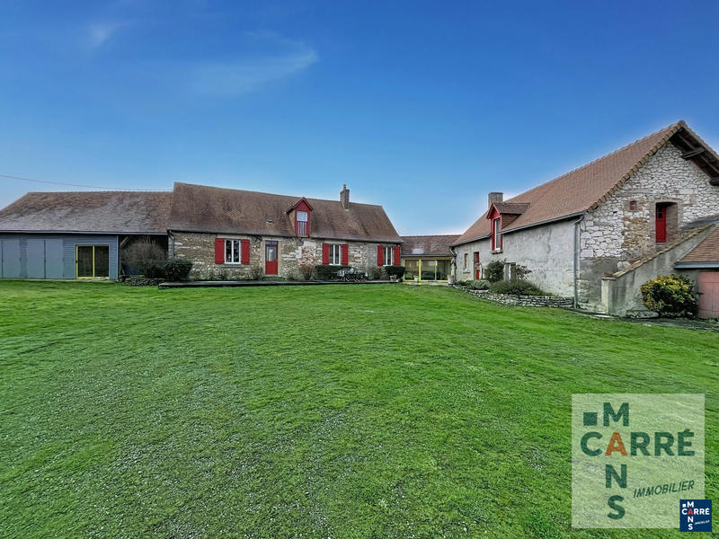 Maison - 240 m² - 8 pièces