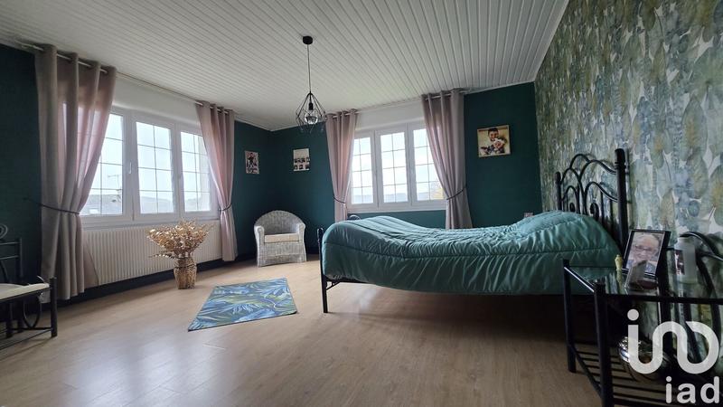 Maison - 161 m² - 6 pièces