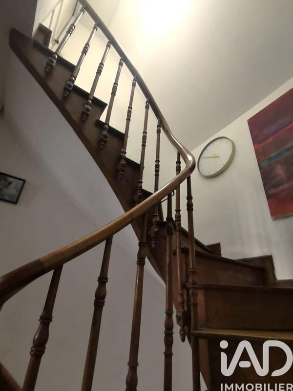 Maison - 262 m² - 8 pièces