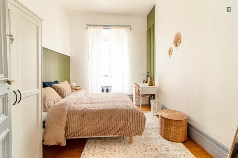 Chambre - 15 m² - 6 pièces