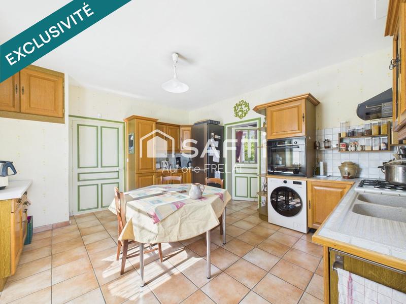 Maison - 180 m² - 5 pièces
