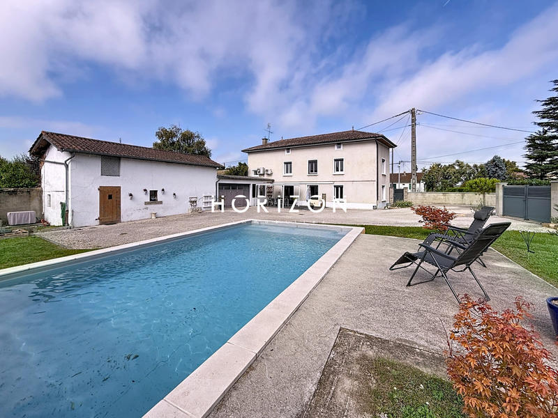 Maison ancienne - 155 m² - 7 pièces