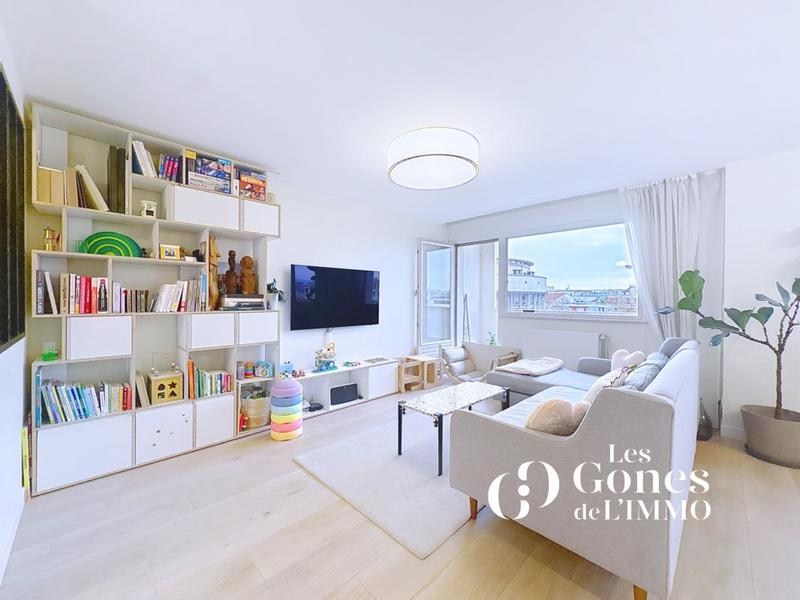 Appartement - 100 m² - 4 pièces