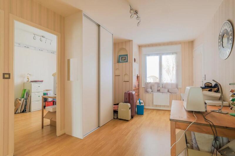 Maison - 168 m² - 7 pièces