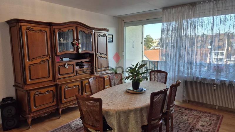 Appartement - 98 m² - 4 pièces