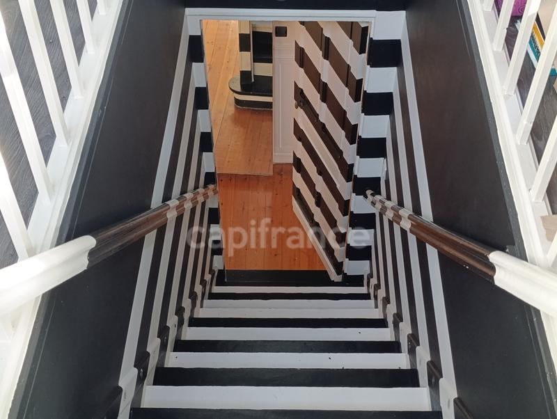 Maison bourgeoise - 330 m² - 10 pièces