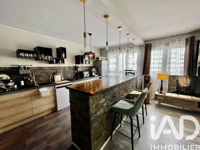 Appartement - 80 m² - 3 pièces