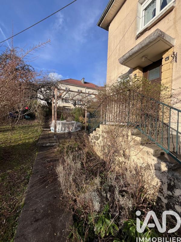 Maison - 98 m² - 5 pièces