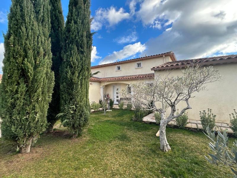 Maison - 160 m² - 4 pièces