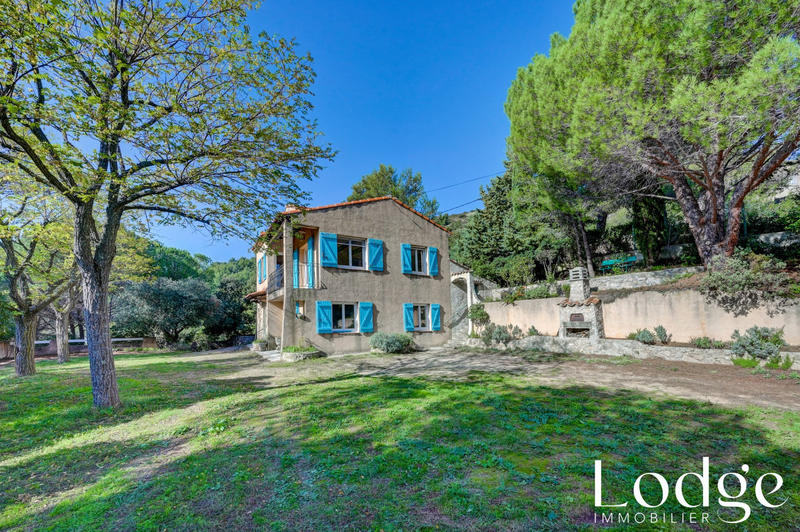 Maison - 170 m² - 6 pièces