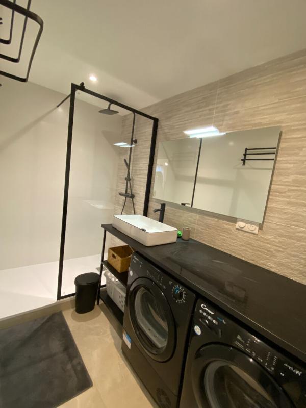 Appartement - 92 m² - 4 pièces