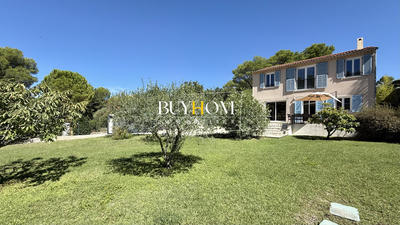 Maison - 177 m² - 5 pièces