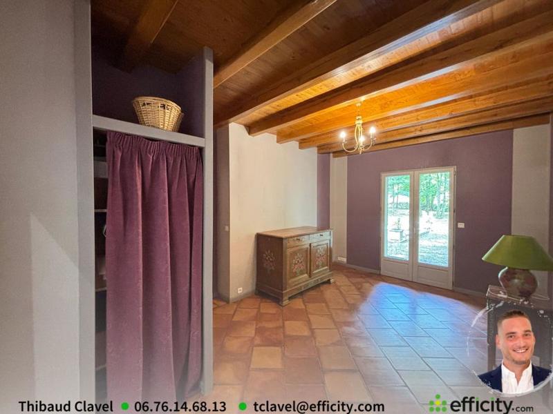 Maison - 215 m² - 8 pièces