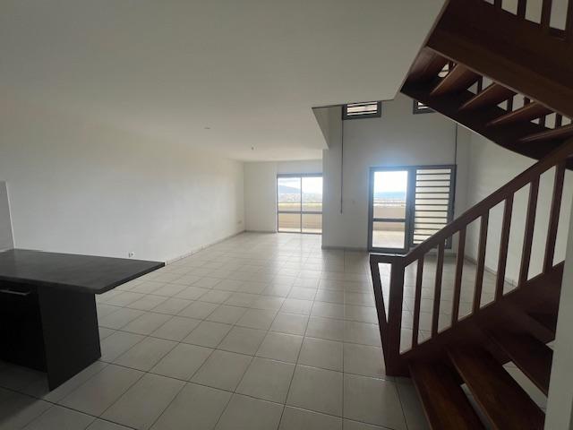 Appartement ancien - 96 m² - 4 pièces