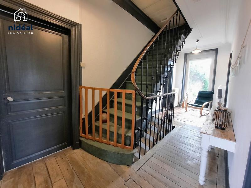 Maison - 173 m² - 7 pièces