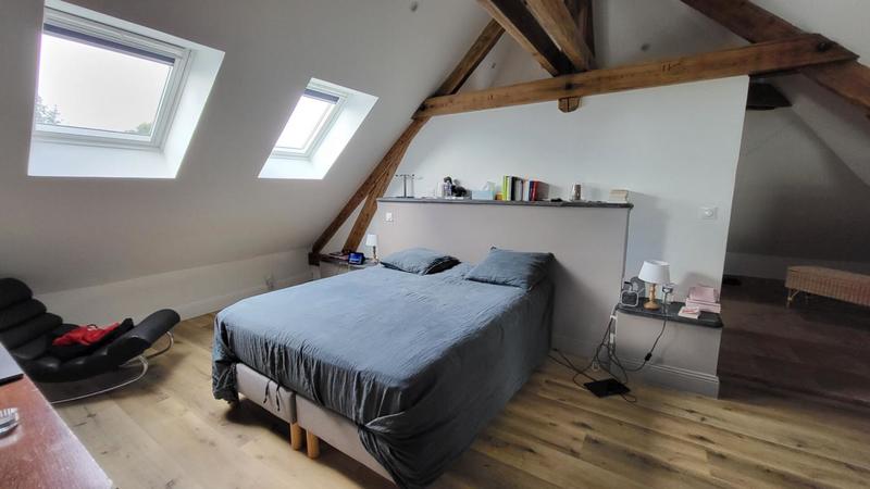 Maison - 240 m² - 7 pièces