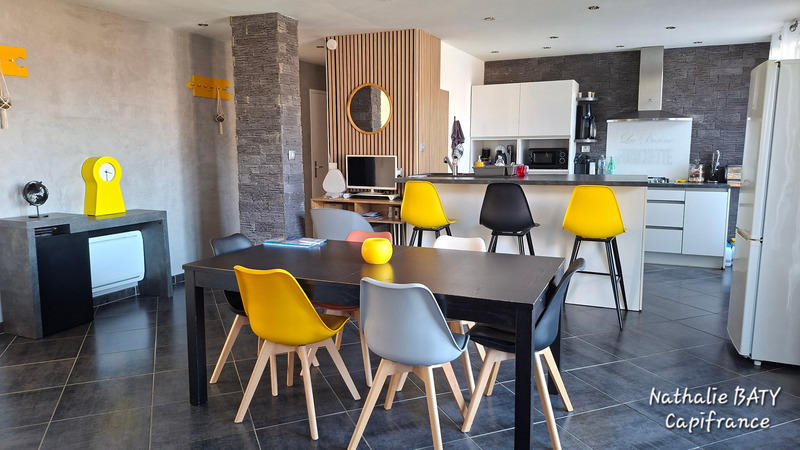 Appartement - 81 m² - 4 pièces