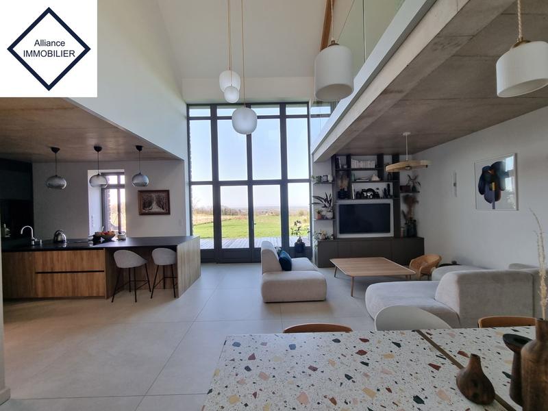 Maison - 155 m² - 6 pièces